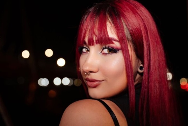 Kitty_Saenz