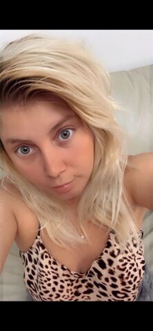 Sarrah8 profile image