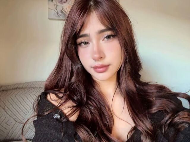 Naomi_Stone profile image