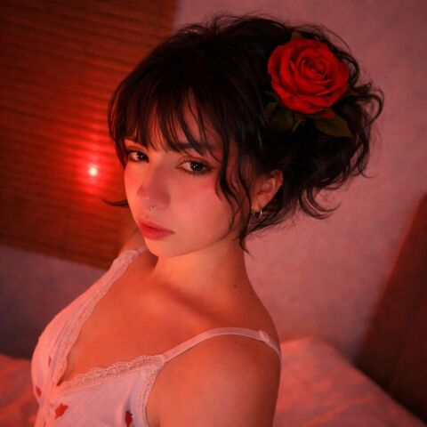 Eliza_Foster profile image