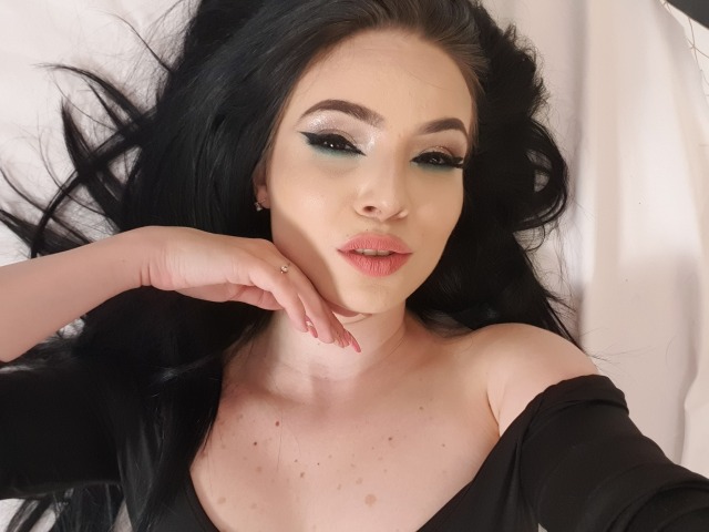 LunnaGray profile image