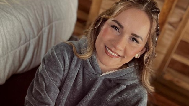 LunaCris profile image