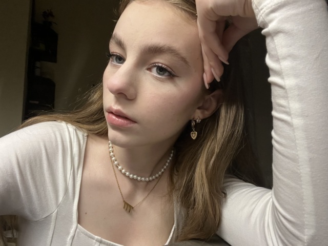 AriaFlirt